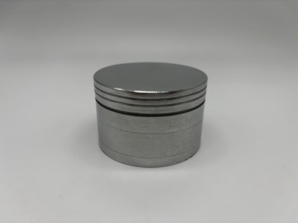 Grinder metálico