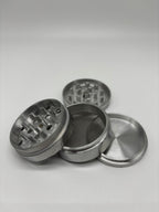 Grinder metálico