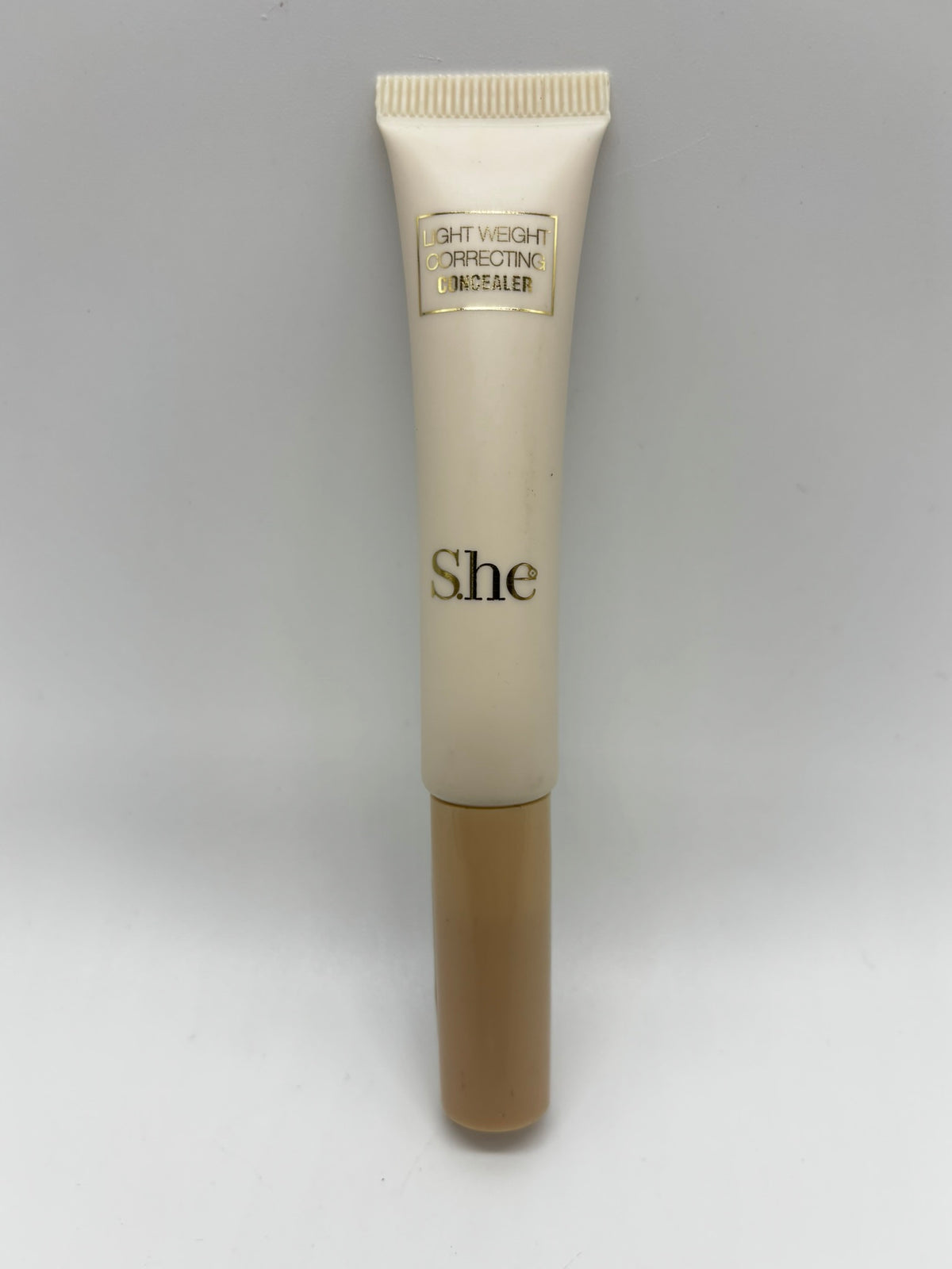 Corrector Líquido S.he Light Weight Correcting Concealer